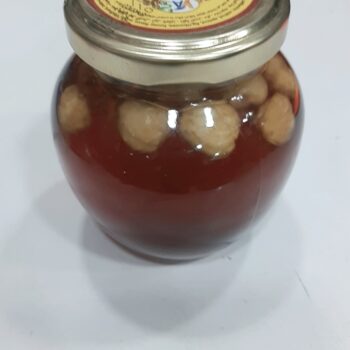 عسل بالمكسرات